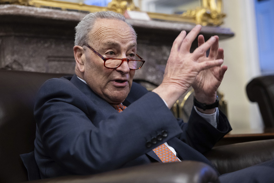 https://www.politico.com/dims4/default/resize/1040/quality/90/?url=https%3A%2F%2Fstatic.politico.com%2Fb5%2Fec%2Fa0c305784fb1901d4a253cd5e67b%2Fu-s-congress-06559.jpg